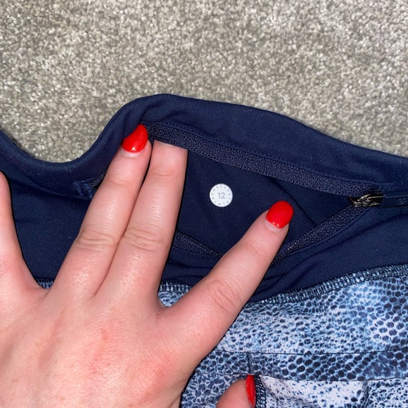 Women’s Blue Pattern Lululemon Shorts - Picture 3 of 4